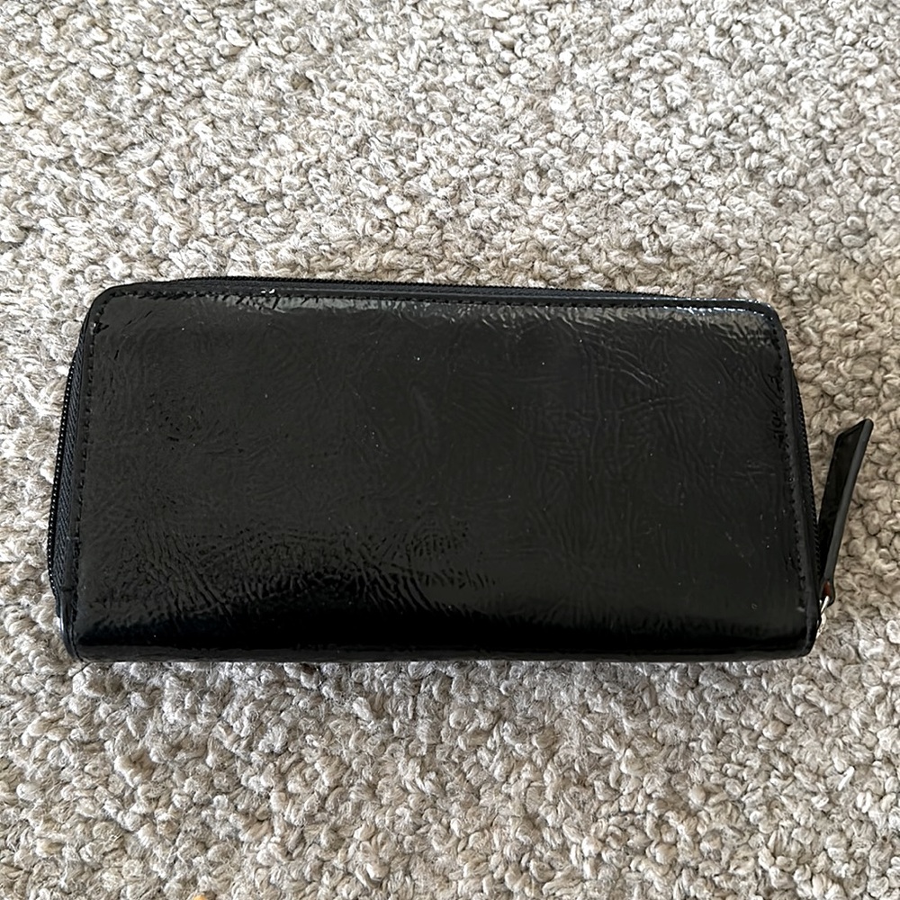 Kenneth Cole REACTION Black Faux Leather Wallet - Picture 2 of 5